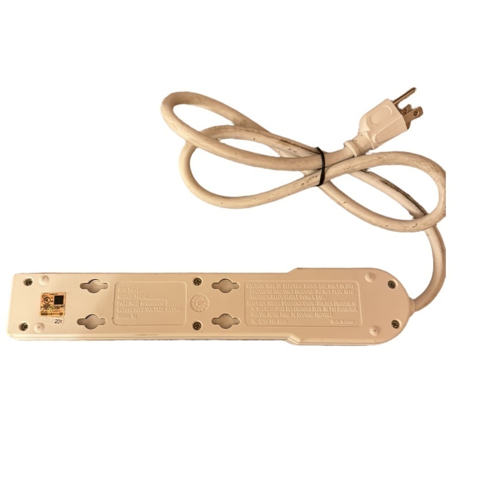 CyberPower 6-Outlet Surge Protector - Picture 3 of 4